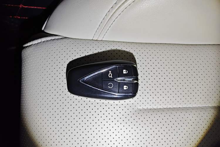 Used CHANGAN OSHAN X7 EV 2020 Luxury Edition 405 Vehicle Key