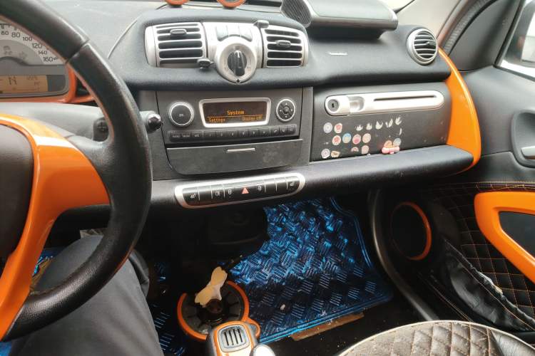 Used smart fortwo 2012 1.0T Hardtop Passion Edition
