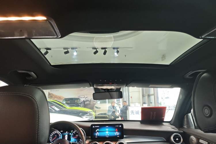 Used Mercedes-Benz GLC 2020 Facelift GLC 300 L 4MATIC Dynamic Edition
