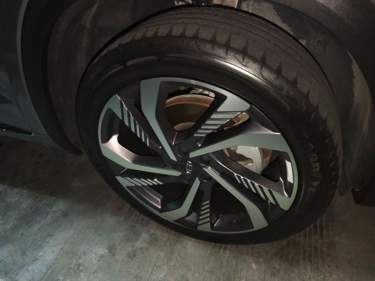 Geely Auto Monjaro L 2024 2.0TD High-Power Automatic Two-Wheel Drive Skyline Edition — снимка 8