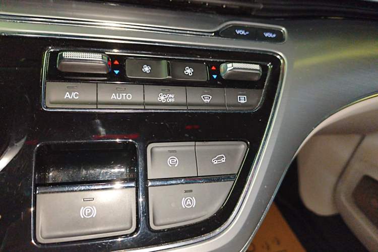 Used Roewe iMAX8 2021 400TGI Supreme Series Prestige Edition