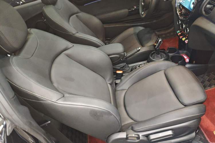 Used MINI MINI 2023 1.5T COOPER Midnight Escape Special Edition
