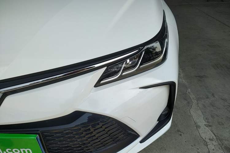 Used Toyota Corolla 2023 1.8L Smart Electric Hybrid Dual-Motor Elite Edition
