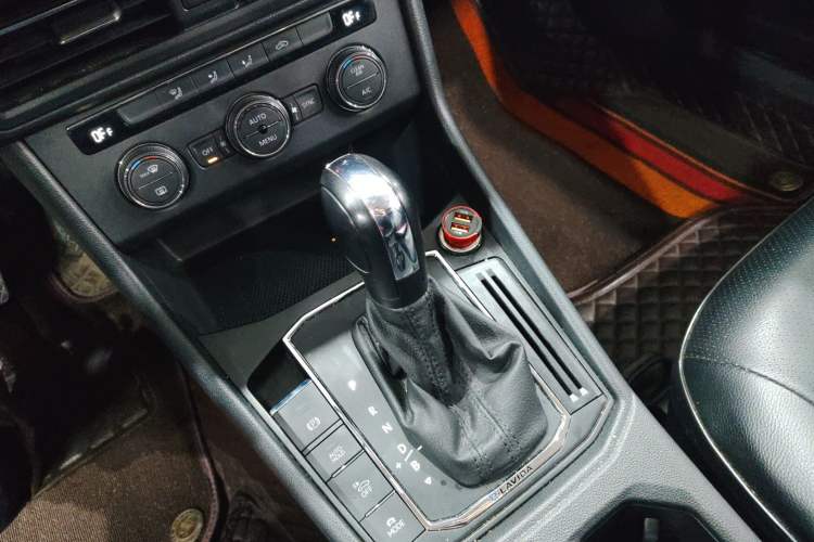 Used Volkswagen Lavida Pure Electric 2019 Enjoyment Edition Gear Lever