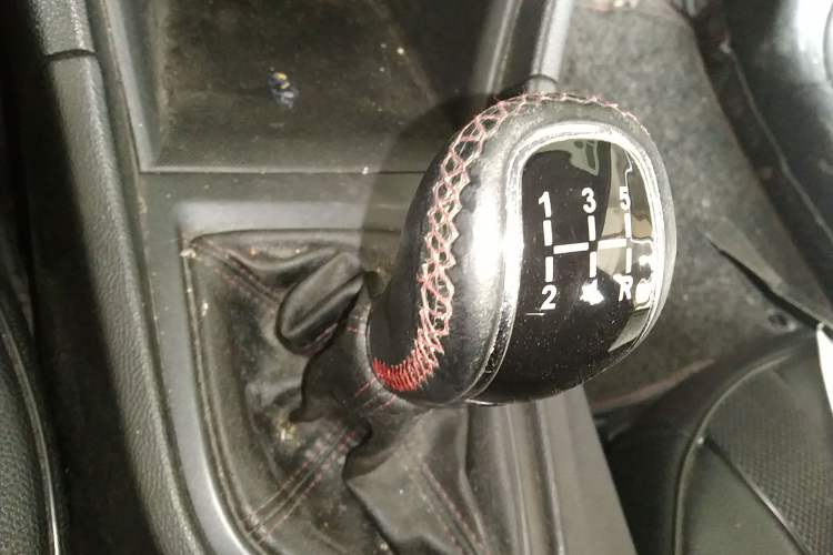 Used Chery Arrizo 5 2017 1.5L Manual Lingchao Edition Gear Lever