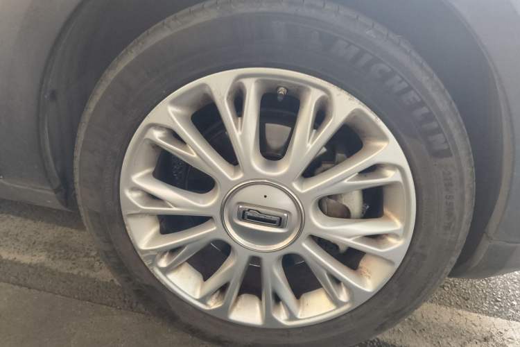 Used Qoros 3 2015 Urban SUV 1.6T Automatic Xuan Dong Party Edition