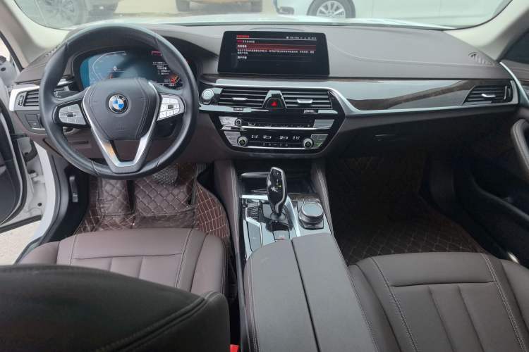 Used BMW 5 Series 2020 525Li Luxury Package
