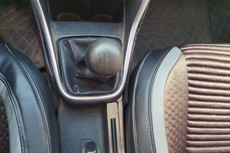 Used Volkswagen Jetta 2013 1.4L Manual Fashion Model