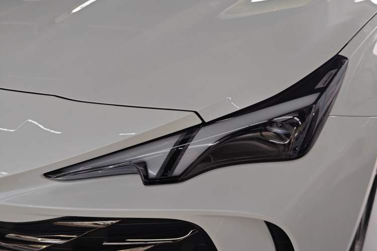 Used MG 7 2023 1.5T DCT Luxurious Supreme Edition