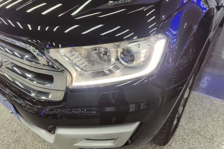 Used Ford Everest 2016 2.0T Gasoline Automatic 4x4 Flagship Edition Left Front Headlight