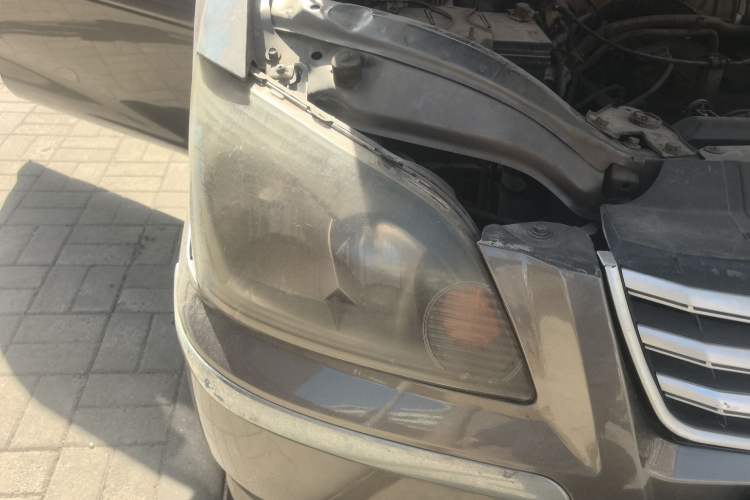 Used FORTHING Lingzhi 2014 M3 1.6L 7-seater Standard Model
