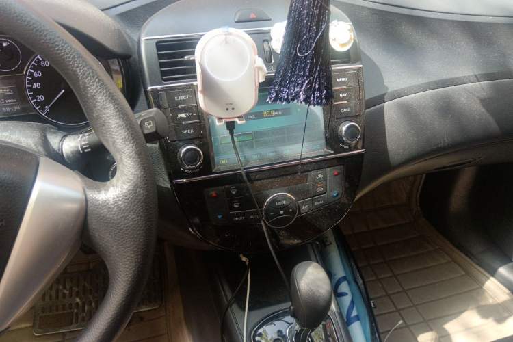 Used Nissan Tiida 2011 1.6L CVT Smart Version Audio And AC Panel