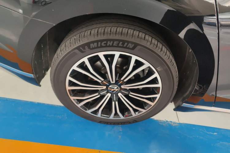 Used Volkswagen Phideon 2021 380TSI Luxury Edition
