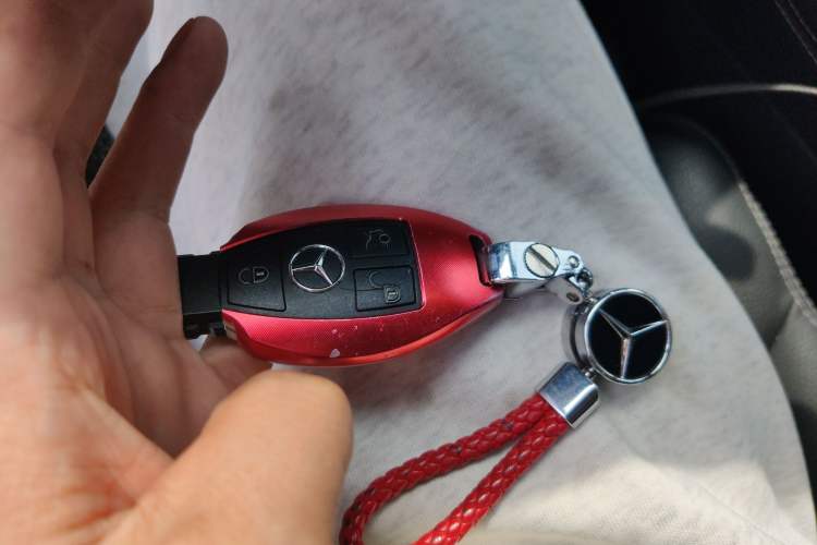 Used Mercedes-Benz GLC 2018 GLC 260 4MATIC Luxury Model