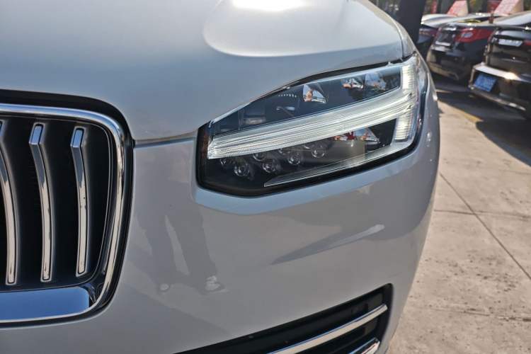 Used Volvo XC90 2022 B5 Smart Drive Luxury Edition 5 Seats