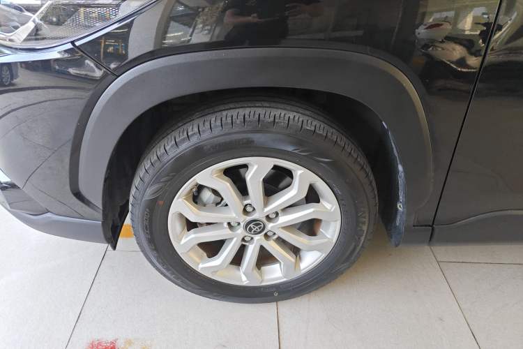 Used Toyota FRONTLANDER 2023 2.0L CVT Elite Edition
