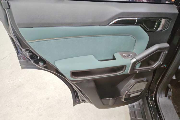 Used JETOUR Traveler 2023 1.5T Two-Wheel Drive Discovery PRO