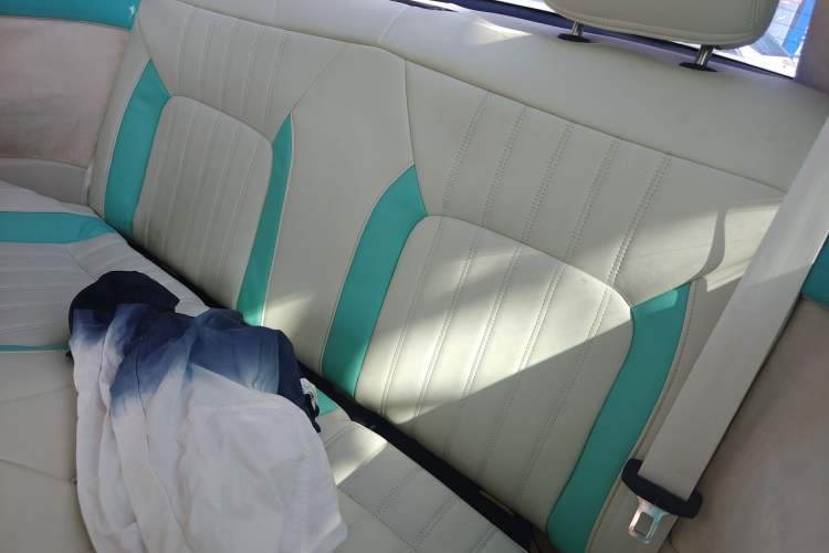 Used Volkswagen Beetle 2010 1.6 AT
