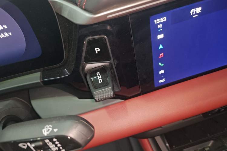 Used Porsche Macan 2024 Macan Long Range Edition
