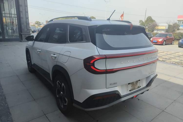 Used Hyundai ix35 2023 Musso 2.0L Deluxe Edition DLX
