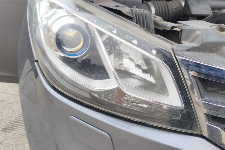 Used SAIC MAXUS G10 2014 2.0T Automatic Luxury Executive Edition