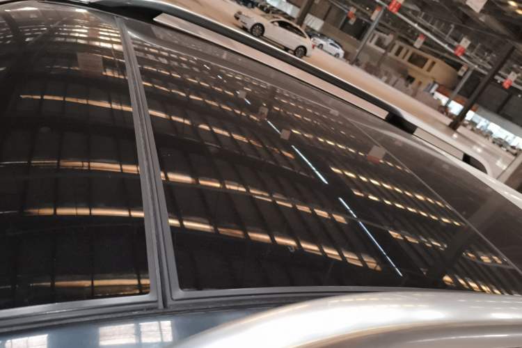 Used Mercedes-Benz GLK-Class 2013 GLK 300 4MATIC Dynamic Sunroof Model
