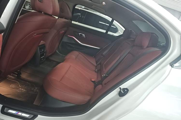 Used BMW 3 Series 2025 325Li M Sport Package Left Rear Seat