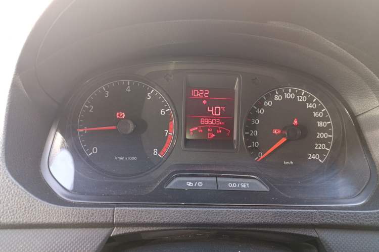 Used Volkswagen Jetta 2015 1.6L Manual Fashion Edition Instrument Cluster