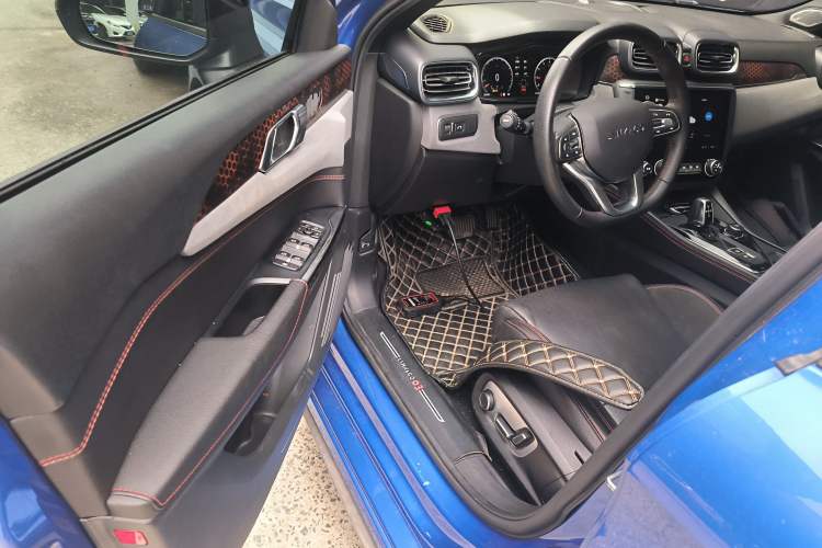 Used Lynk & Co 03 2020 1.5TD DCT JingPro Edition Driver Seat