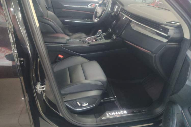 Used Lynk & Co 01 2021 2.0TD Two-Wheel-Drive Pro Trim
