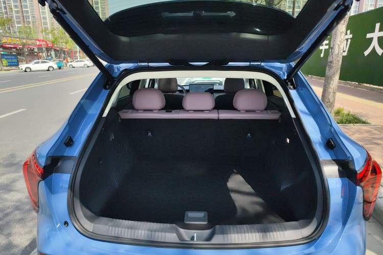 Used Hongqi Tiangong 06 2025 660 4x4 Smart Selection Edition Trunk