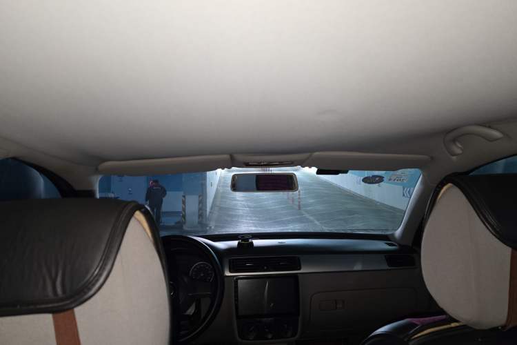 Used Volkswagen Bora 2012 1.6L Manual Fashion Edition
