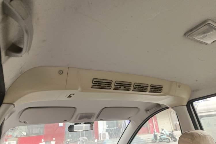 Used Dongfeng Fengon 330 2014 1.5L Manual Utility Version DK15