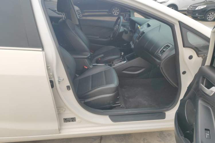 Used Kia K3 2017 1.6L Automatic 15th Anniversary Special Edition GLS Right Front Seat