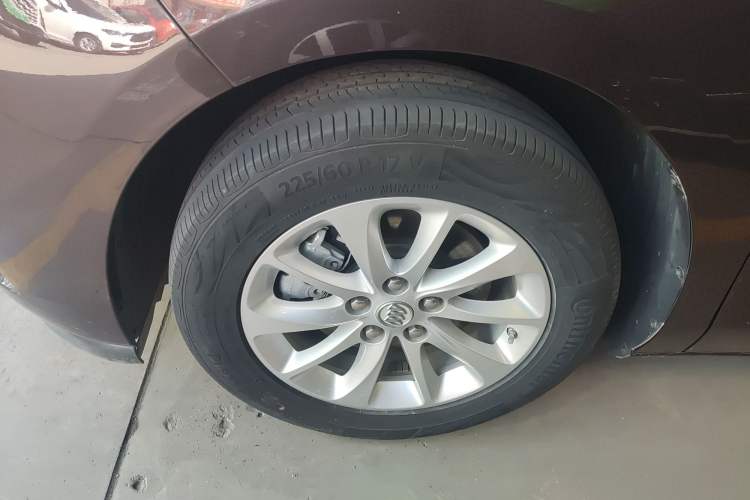 Used Buick GL8 2018 28T Prestige Version China VI Standard Left Front Wheel Hub