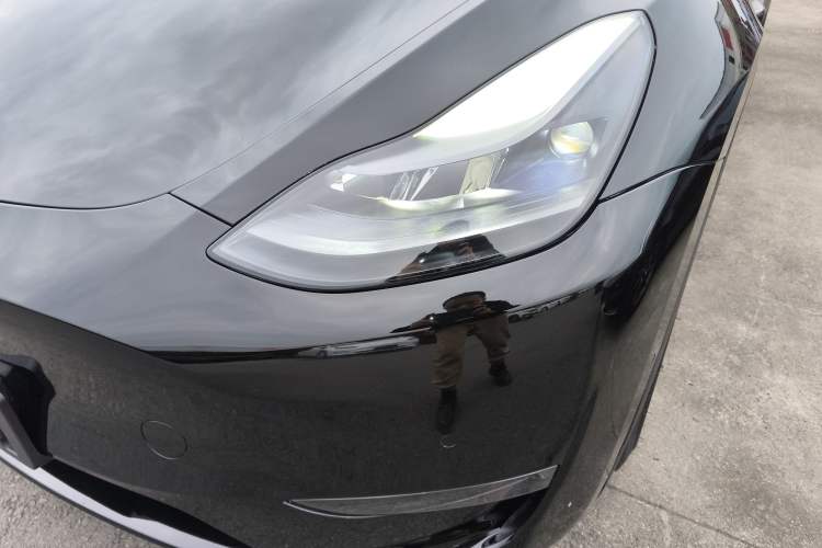 Used Tesla Model Y 2021 Standard Range Rear-Wheel Drive Version
