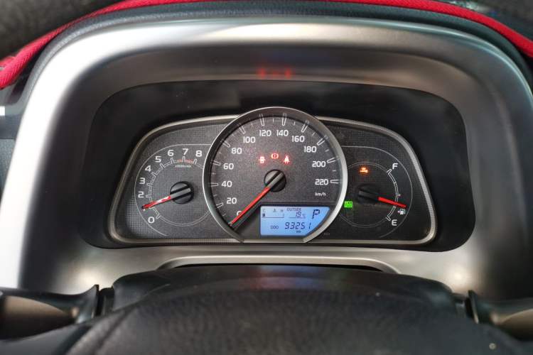 Used Toyota RAV4 2016 2.0L CVT Two-Wheel Drive Fashion Edition China V Standard