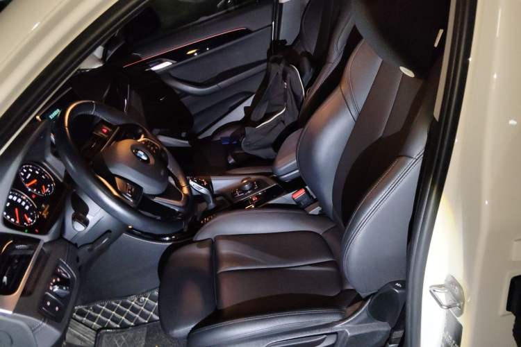 Used BMW X2 2019 sDrive20i M Sport Package China VI Emission Standard Left Front Seat