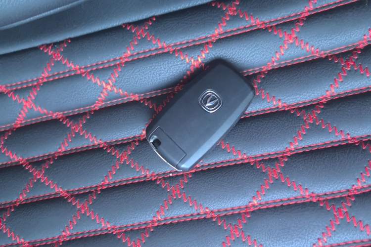 Used CHANGAN CS75 2016 2.0L Manual Luxury Version China V Standard
