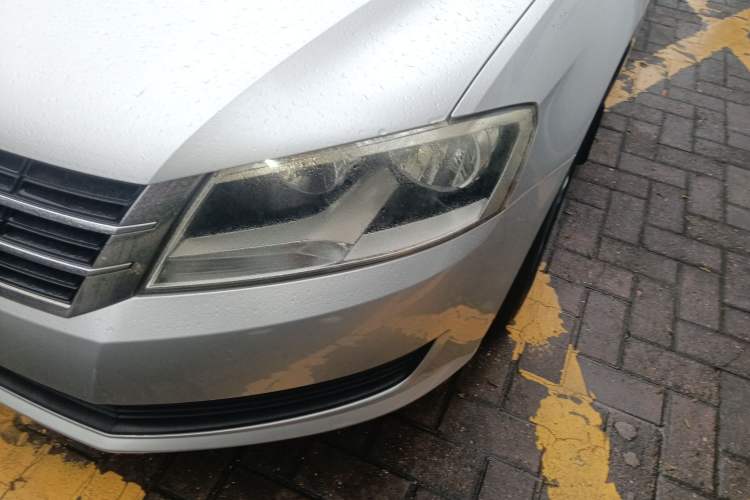 Used Volkswagen Lavida 2013 Revised Classic 1.6L Manual Fashion Edition Left Front Headlight