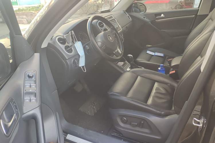 Used Volkswagen Tiguan 2015 1.8TSI Automatic Two-Wheel Drive Comfort Edition Driver Seat