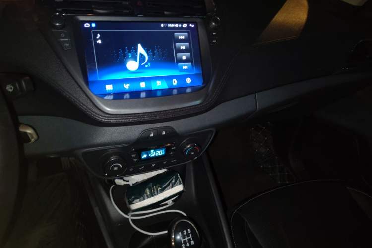 Used Ford Escort 2015 1.5L Manual Fashion Edition
