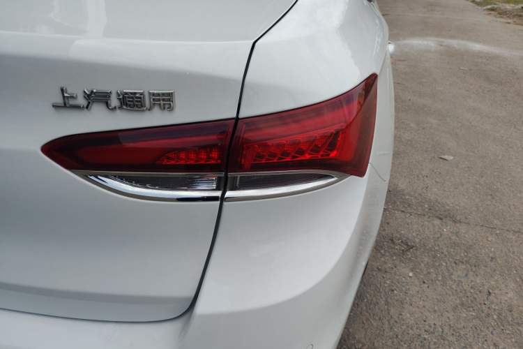 Used Buick GT 2021 Revised Version Flagship 1.5L Automatic Elite Edition Right Rear Taillight