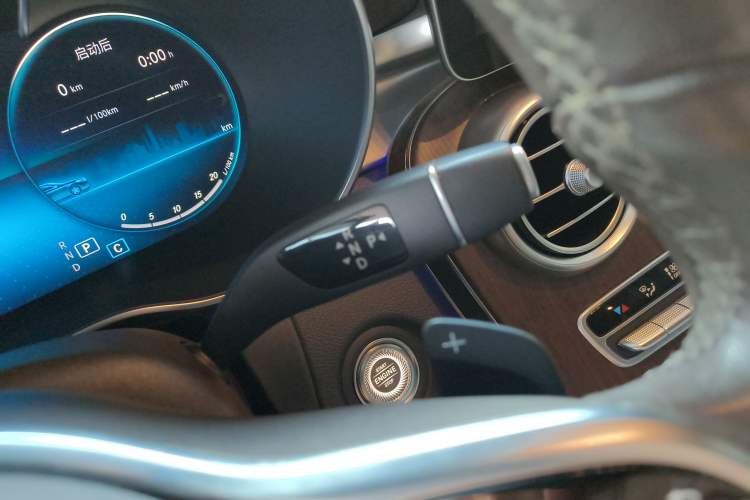 Used Mercedes-Benz GLC 2021 GLC 300 L 4MATIC Dynamic Model