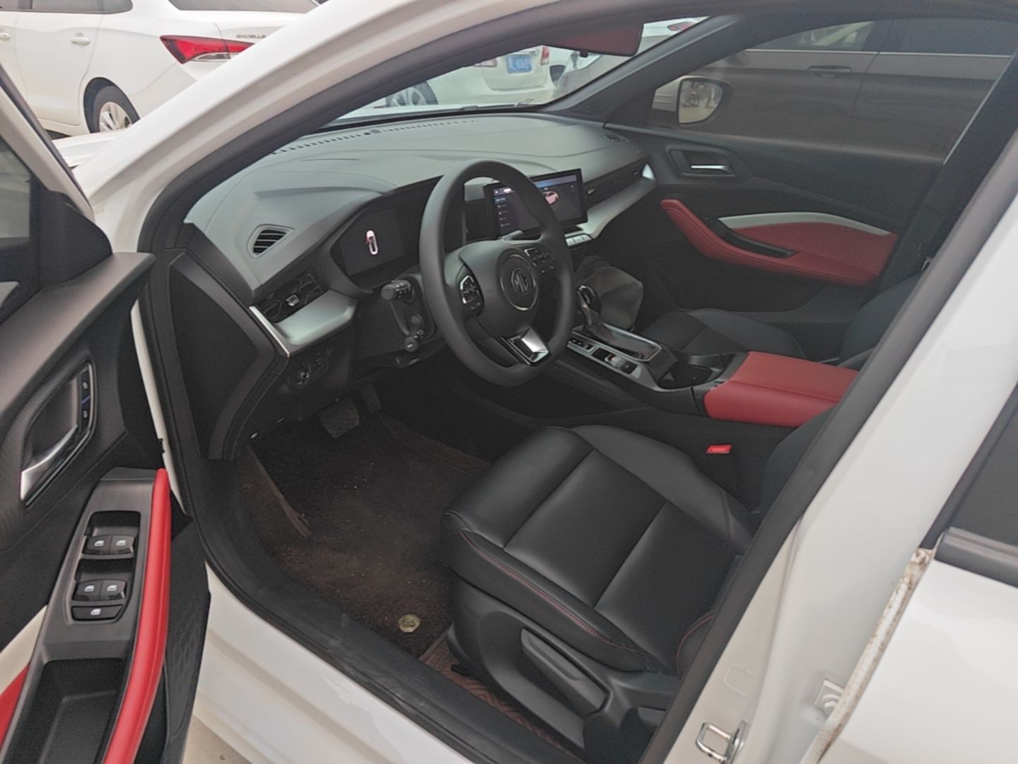 MG 5 2023 180 DVVT CVT Luxury Edition — снимка 18