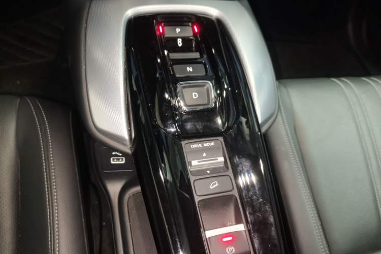 Used Honda HR-V 2023 2.0L eHEV Dynamic Edition