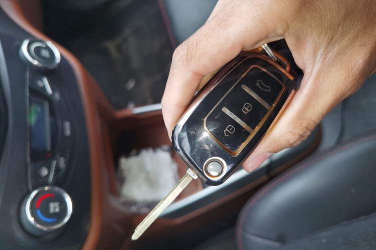 Used Geely Auto Diamond 2016 1.5L Manual Entry-Level Trim