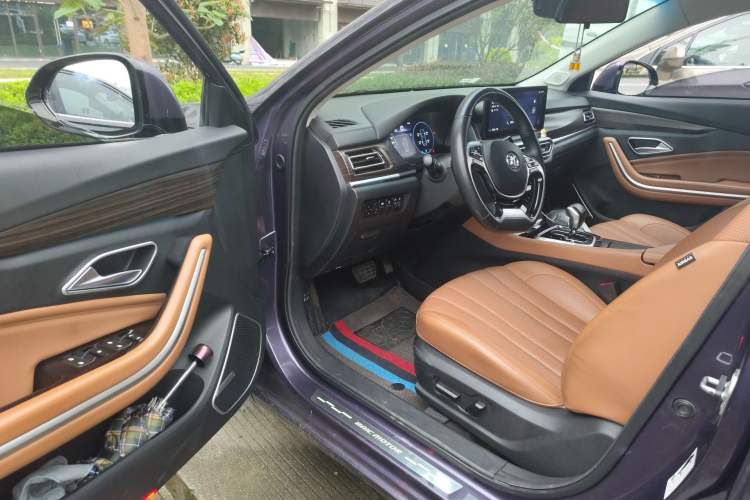 Used BAIC Beijing U7 2019 1.5T CVT New Smart Version China V Driver Seat