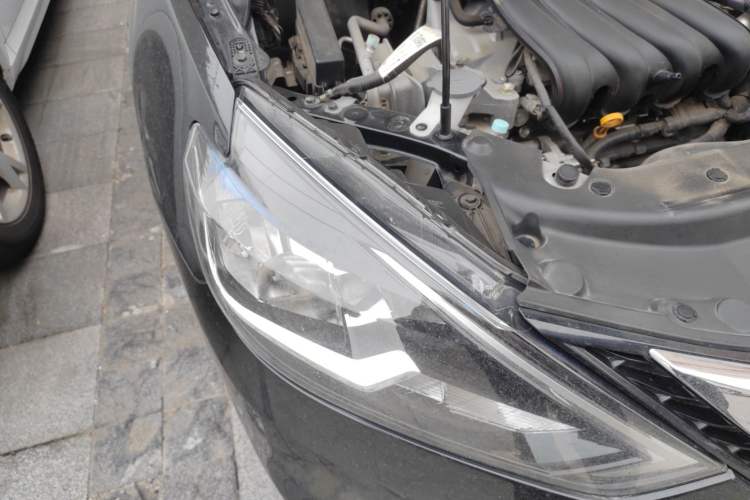 Used Nissan Sylphy 2021 Classic 1.6XE CVT Comfort Edition Right Front Headlight