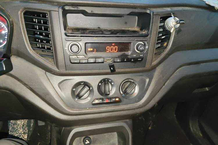 Used Wuling Hongguang V 2019 1.5L Enjoyment Version L2B